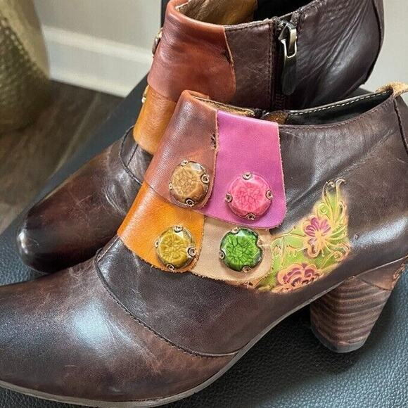 Corkys Elite Women's Size 8 Leather Bootie Elk Brown Multi Embellished Southwest - Picture 1 of 15